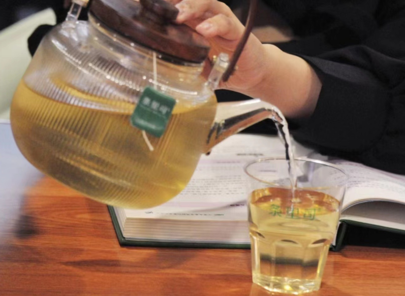山苦瓜柠檬茶